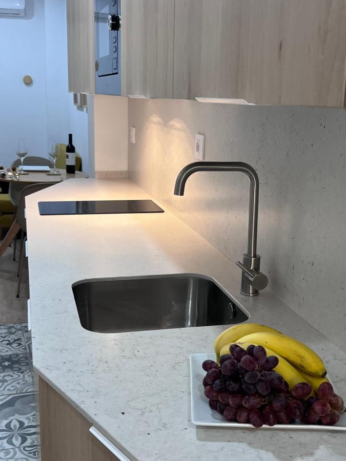 Apartamentos San Juan Suites Бадахос Екстериор снимка