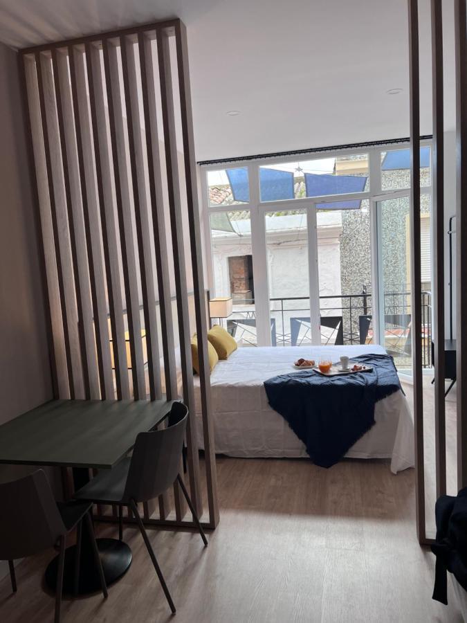 Apartamentos San Juan Suites Бадахос Екстериор снимка