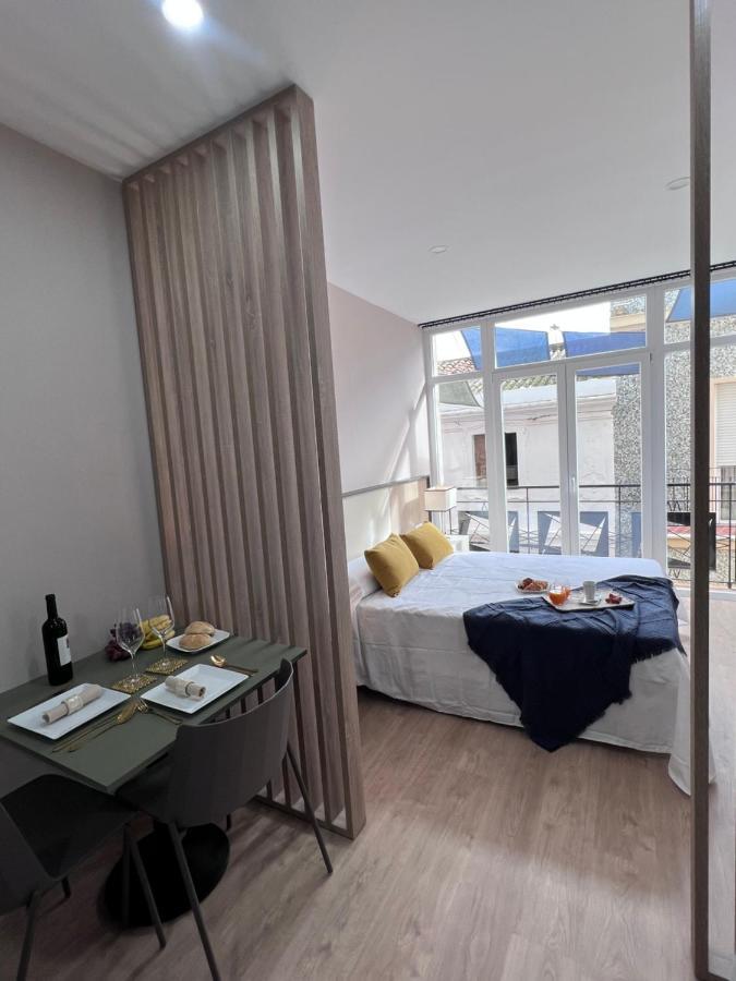 Apartamentos San Juan Suites Бадахос Екстериор снимка
