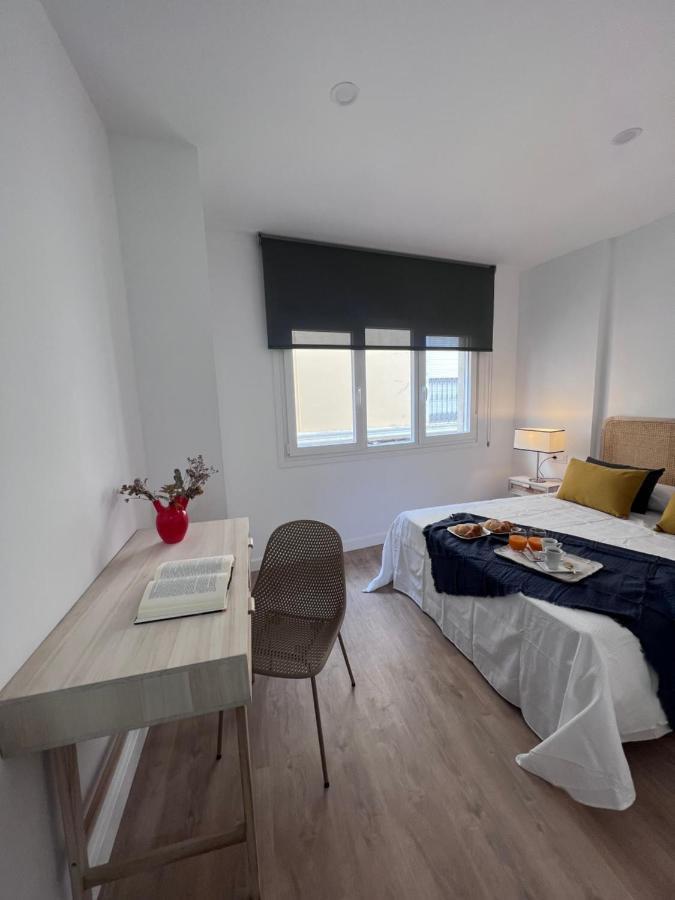 Apartamentos San Juan Suites Бадахос Екстериор снимка